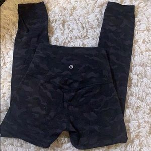 Lulu lemon camo align